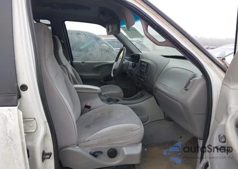 1998 Ford Expedition Eddie Bauer/Xlt z USA, uszkodzony, nr VIN 1FMRU18WXWLA34184